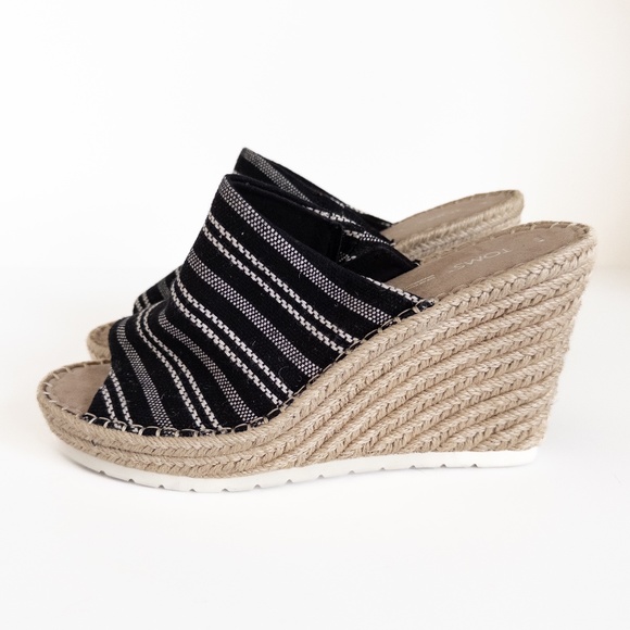 Toms Shoes - NWOT Toms Espadrille Wedge Sandals women’s 11